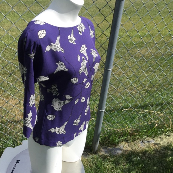 Babaton Silk Crepe Purple Top 3/4 Sleeve Boatneck - Picture 2 of 9